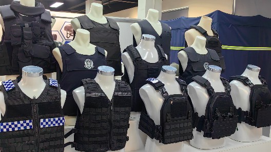 防刺服大揭秘！防護(hù)加戰(zhàn)術(shù)，雙重保障